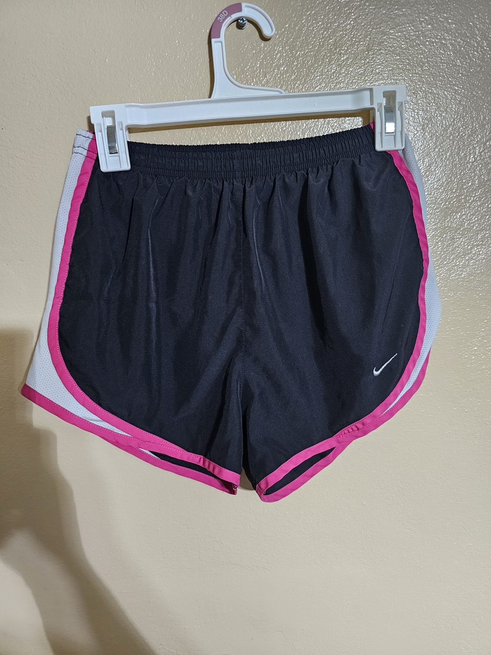 Nike Women’s Black and Pink Running Shorts - Picture 2 of 4